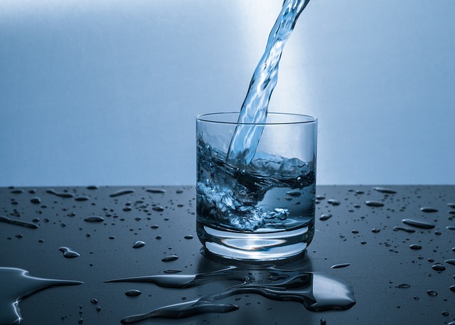 Eau pure et osmoseur : ce qu’il faut savoir !